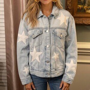 EUC Womens BlankNYC Casual Encounter Denim Trucker Jacket White Stars Size LARGE